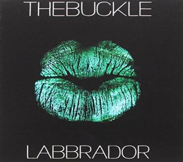 THEBUCKLE – LABBRADOR