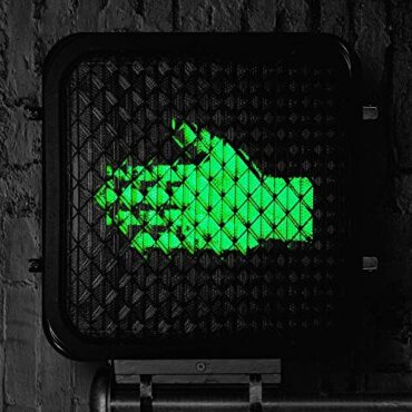 THE RACONTEURS – HELP US STRANGER