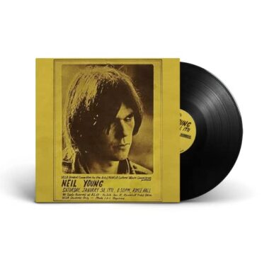 NEIL YOUNG – ROYCE HALL 1971