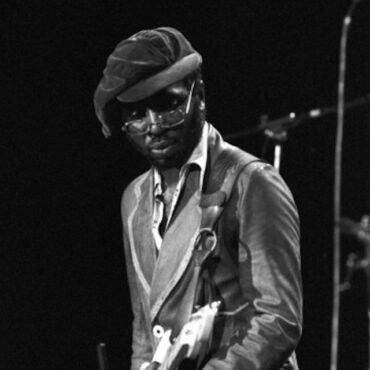 CURTIS MAYFIELD