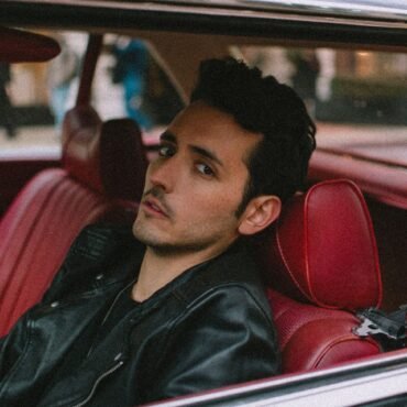 DEREK (SPINAL TAP) SMALLS