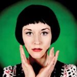 WALKER, AMY - DISCOURSE ON ACCENTS