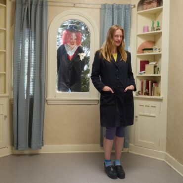 HOBERT, AUDREY - WHO'S THE CLOWN?