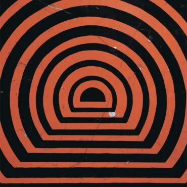 Mrs. Magician - Bermuda