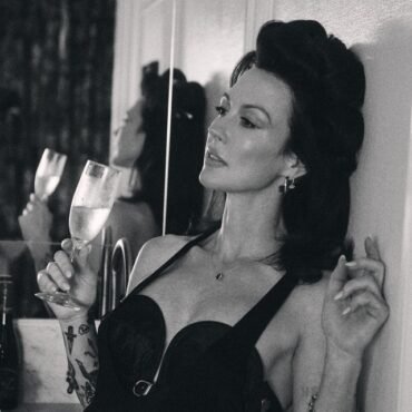 Amanda & Bobbie Nelson Shires