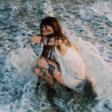 Lala Lala - Heaven 2 (Ocean Blue Vinyl)