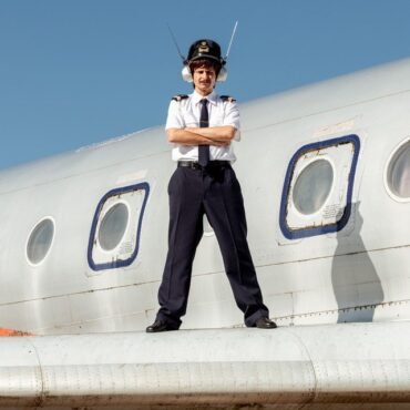 Pretty Flowers - Never Felt Bitter