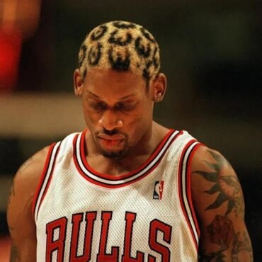 SIMON, JASON (DEAD MEADOW) - A VENERABLE WRECK