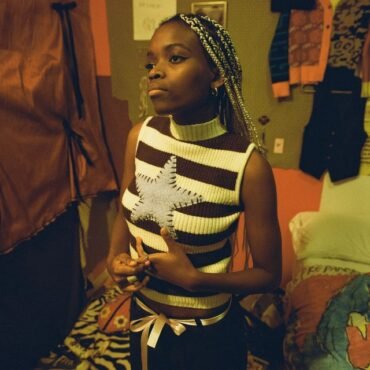 Hannah Jadagu - APERTURE vinyl record
